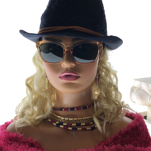 Oscar DeLa Renta Clear Yellow Frame Medium Arm Green Tint - Picture 7 of 7